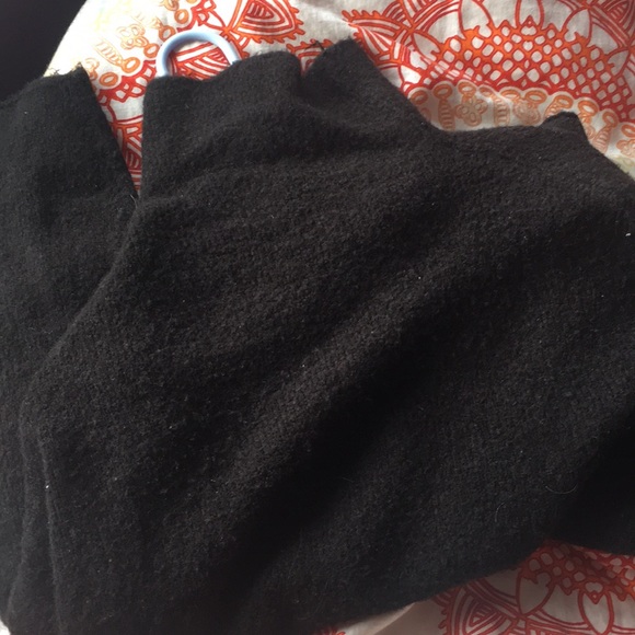 SWEATER BUNDLE - Picture 3 of 4